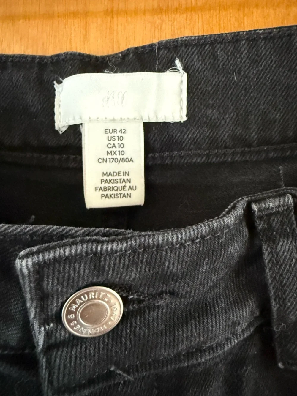 H&M JEANS - Picture 2 of 3